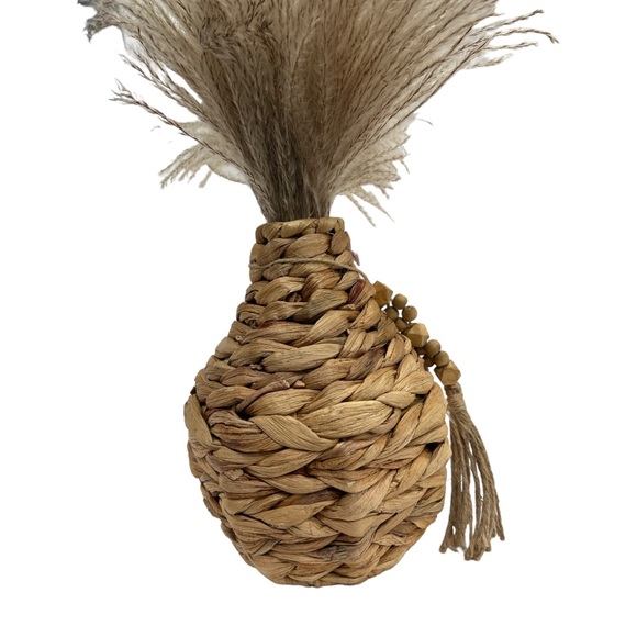 Boho style woven basket vase with wispy feather fillers 10” tall - Picture 4 of 9